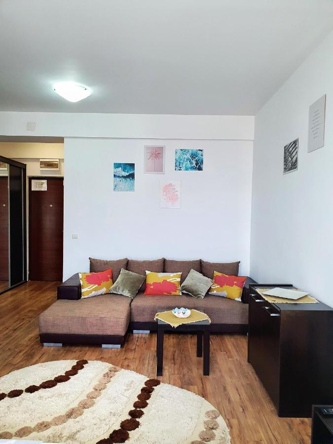 Lakeview Flats Summerland Mamaia Exterior photo